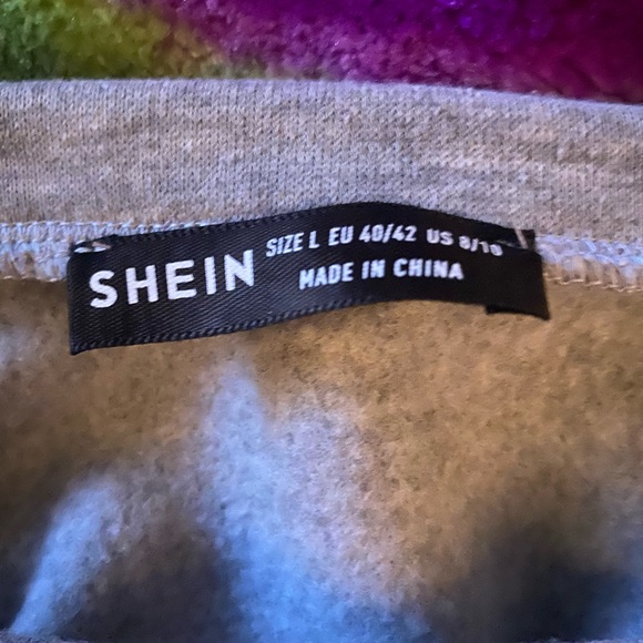 GRAY DRESS. - Picture 2 of 2